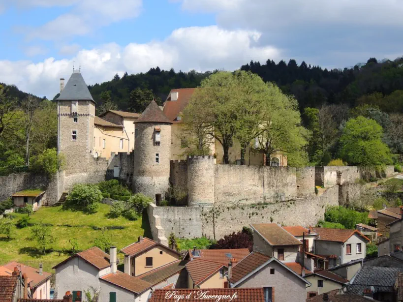 Les environs,Chateldon-Domaine des Terres du milieu-gite-nature-detente-location-vacances-sejours-auvergne-puy-de-dome